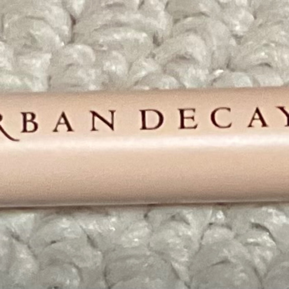 Urban Decay NAKED Eyeshadow Stick Tasteful Top Off - Picture 6 of 6